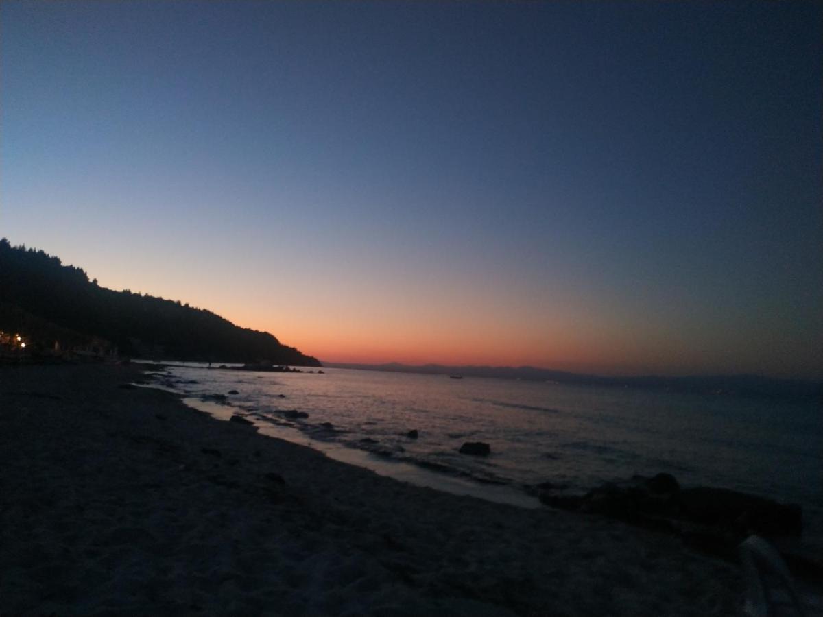 Studios Galanis Afytos Bagian luar foto